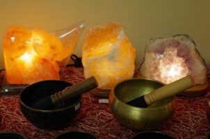 Himalayan singing bowls and salt lamps